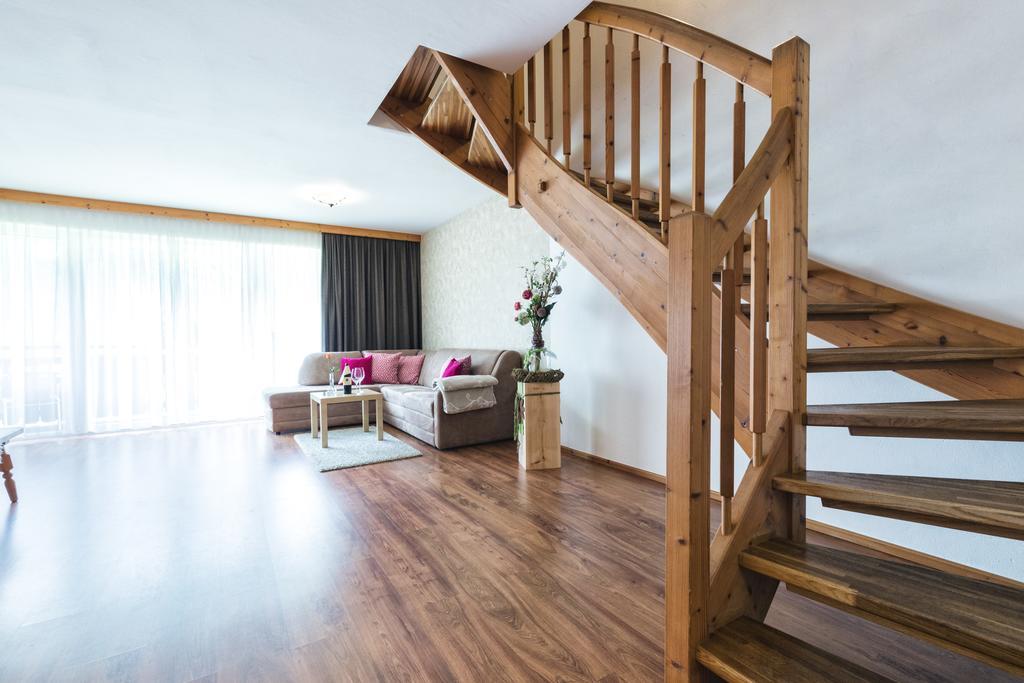 Apparthotel Alpenchalet Neukirchen am Großvenediger エクステリア 写真